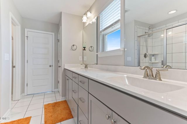 613 Golden Plum Lane, Zebulon, NC 27597
