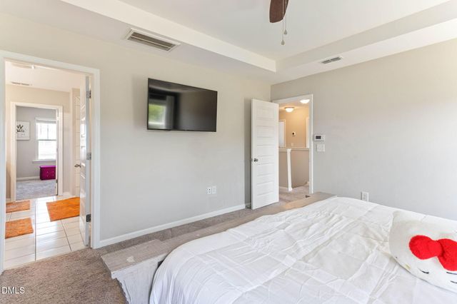 613 Golden Plum Lane, Zebulon, NC 27597