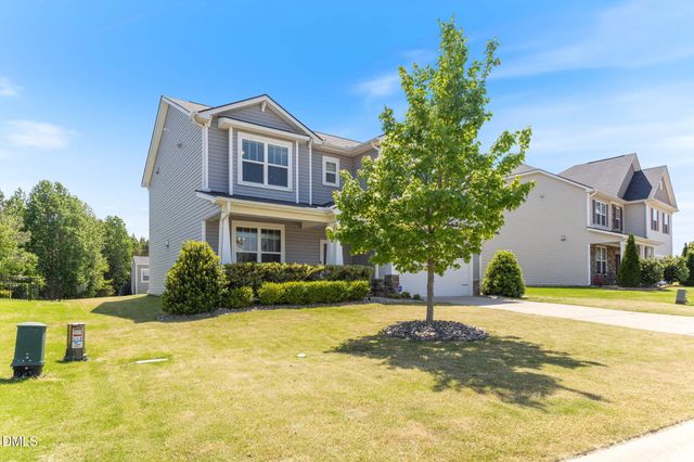 613 Golden Plum Lane, Zebulon, NC 27597