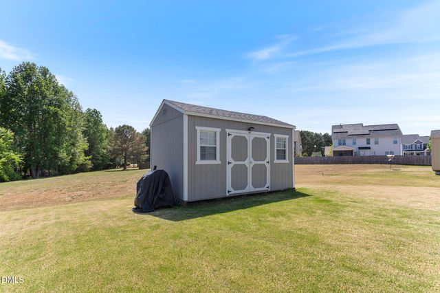 613 Golden Plum Lane, Zebulon, NC 27597