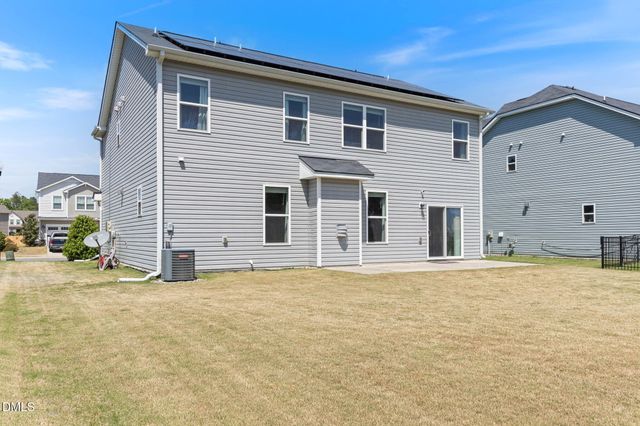 613 Golden Plum Lane, Zebulon, NC 27597