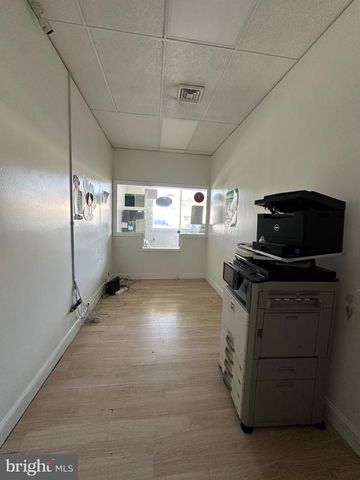 4510 NEW FALLS RD, Levittown, PA 19056