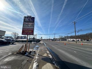 4510 NEW FALLS RD, Levittown, PA 19056