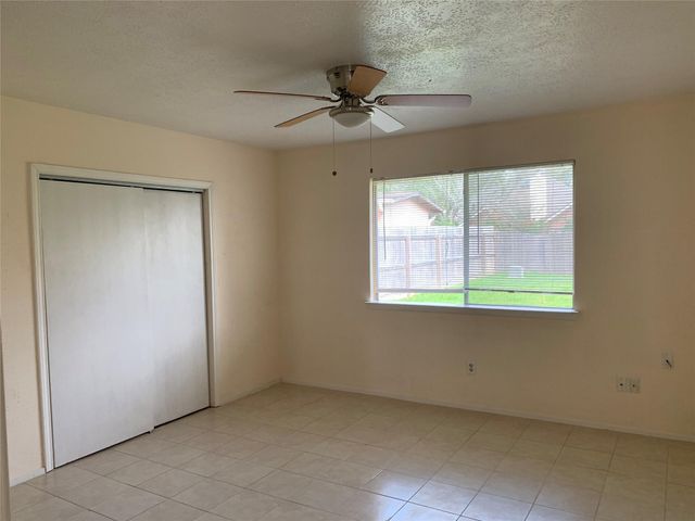 7223 Sharpsburg Drive, Richmond, TX 77469