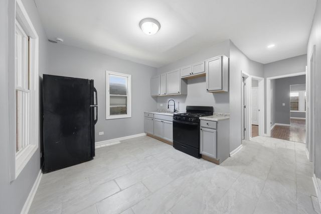 311 W 107th Street, Chicago, IL 60628