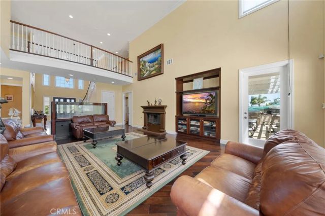 1150 Sandra, Corona, CA 92881