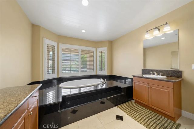 1150 Sandra, Corona, CA 92881