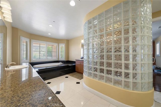1150 Sandra, Corona, CA 92881