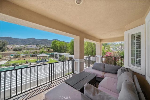 1150 Sandra, Corona, CA 92881