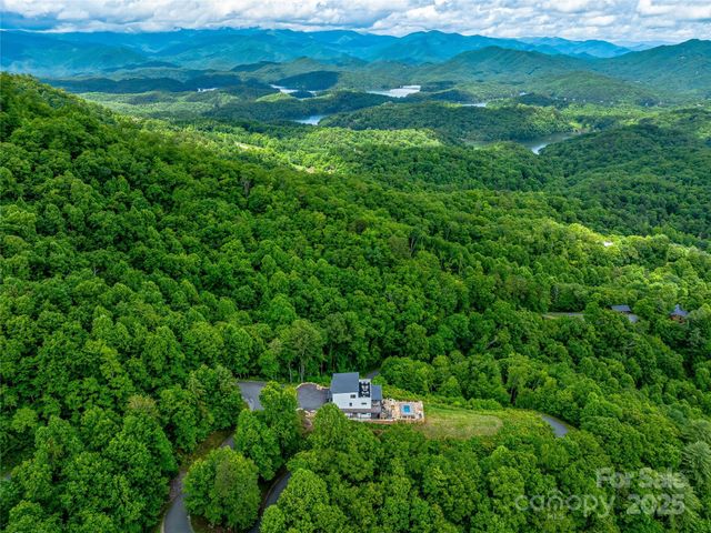 840 Fontana Trace Drive, Almond, NC 28702