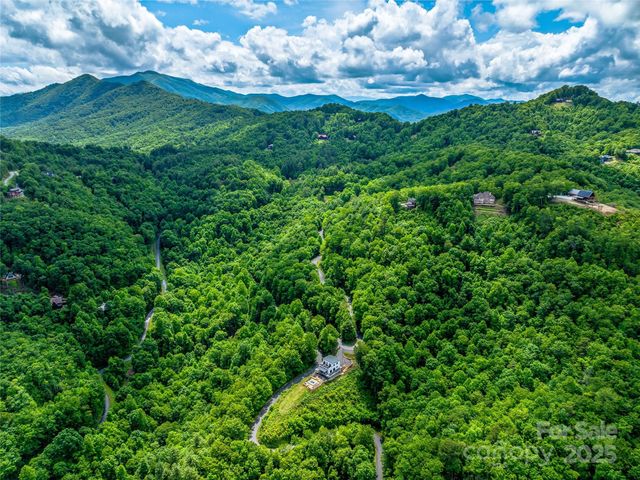 840 Fontana Trace Drive, Almond, NC 28702