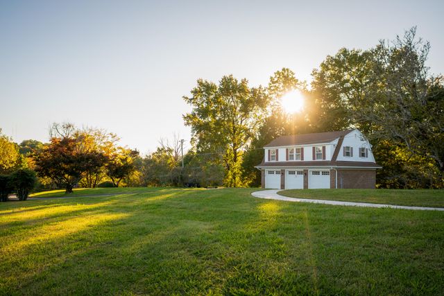 209 Browntown Road, Red Bank, TN 37415