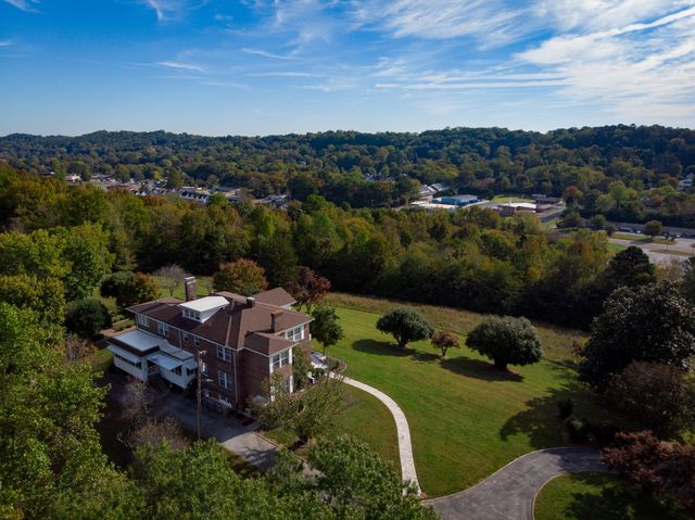 209 Browntown Road, Red Bank, TN 37415