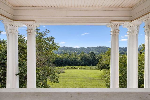 209 Browntown Road, Red Bank, TN 37415