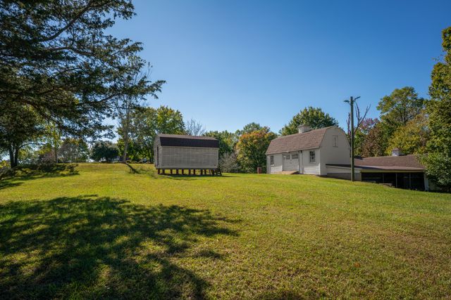 209 Browntown Road, Red Bank, TN 37415