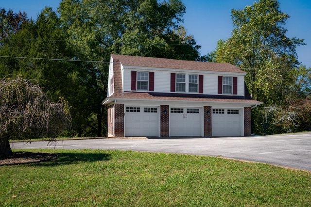 209 Browntown Road, Red Bank, TN 37415