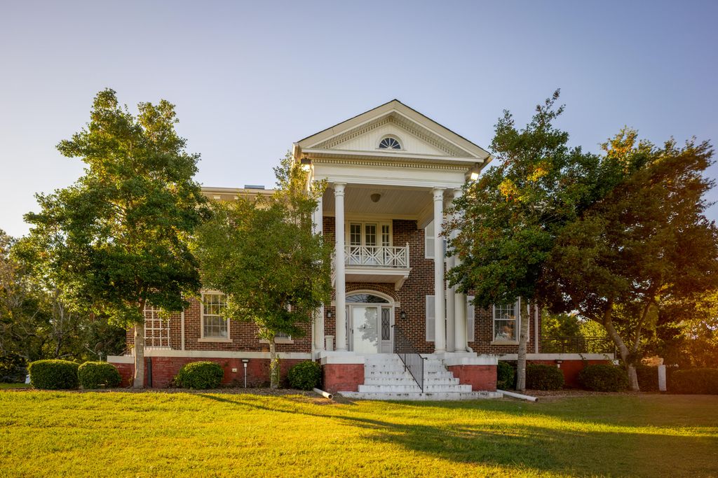 209 Browntown Road, Red Bank, TN 37415