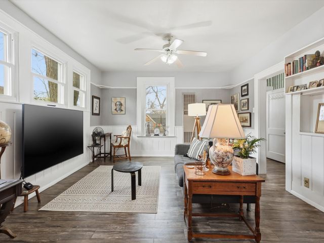 1114 W Congress Street, Denton, TX 76201