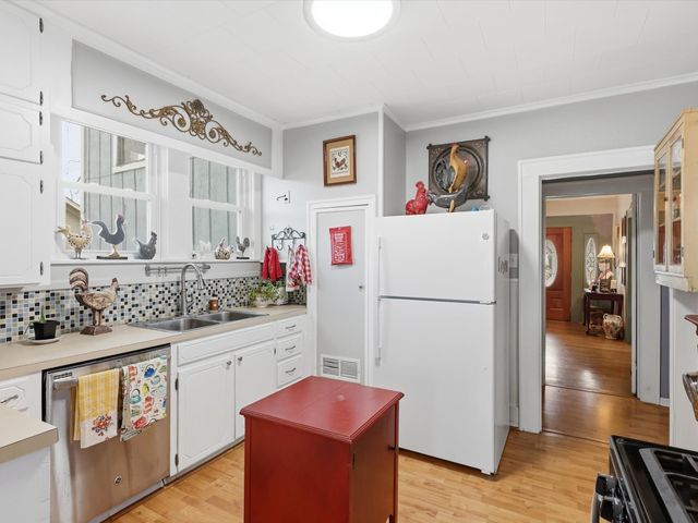 1114 W Congress Street, Denton, TX 76201