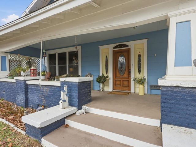1114 W Congress Street, Denton, TX 76201