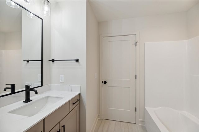 6552 Chaffey Creek Trail, Richland, MI 49083