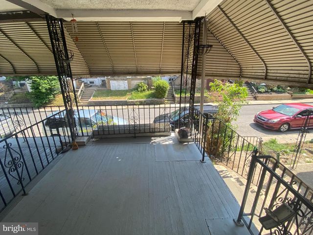 7035 GUILFORD RD, Upper Darby, PA 19082