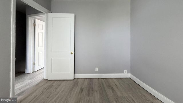 7035 GUILFORD RD, Upper Darby, PA 19082