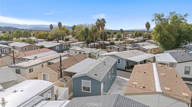 8086 Mission Boulevard 18, Jurupa Valley, CA 92509