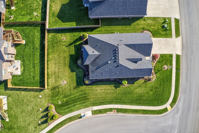 6153 Grey Oak Lane, Nicholasville, KY 40356