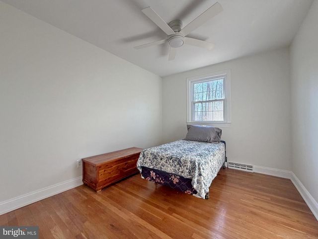 9350 MATHIR DR, La Plata, MD 20646