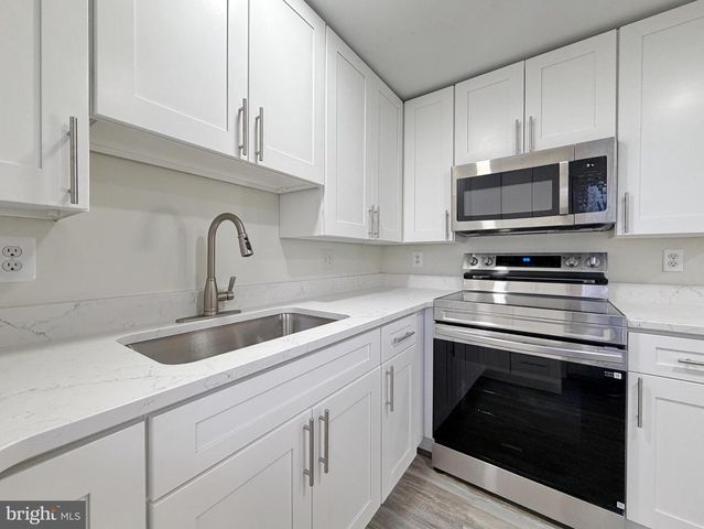 9350 MATHIR DR, La Plata, MD 20646