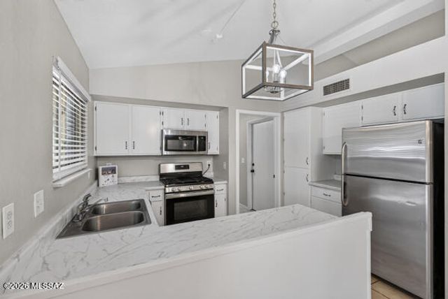3201 W Coriander Drive, Tucson, AZ 85741