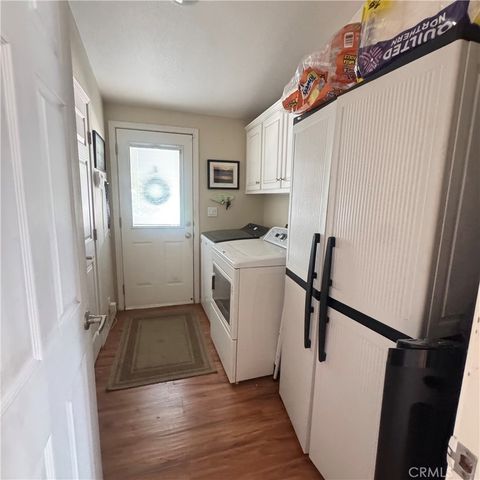 11 Pine Via, Anaheim, CA 92801