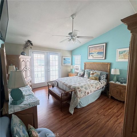 11 Pine Via, Anaheim, CA 92801