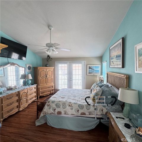 11 Pine Via, Anaheim, CA 92801