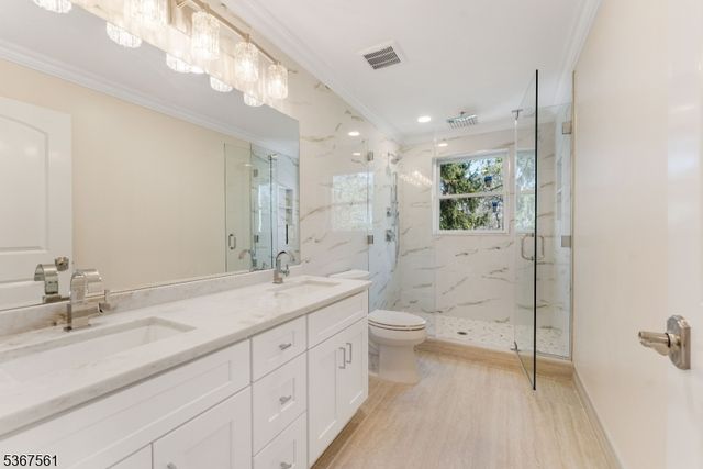 1537 Franklin St, Clark Twp., NJ 07066