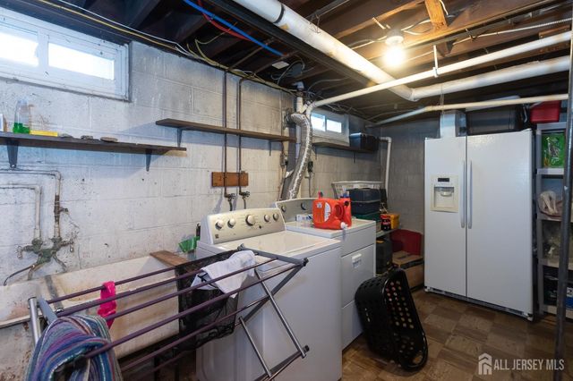 39 S 5th Avenue, Highland Park, NJ 08904