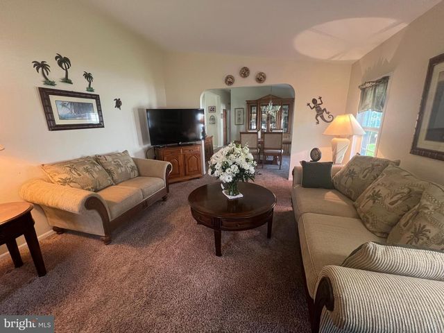 105 LILAC PL, Royersford, PA 19468