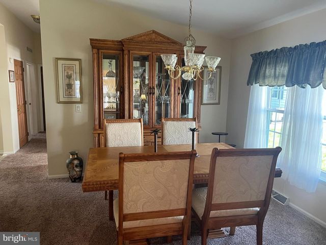105 LILAC PL, Royersford, PA 19468