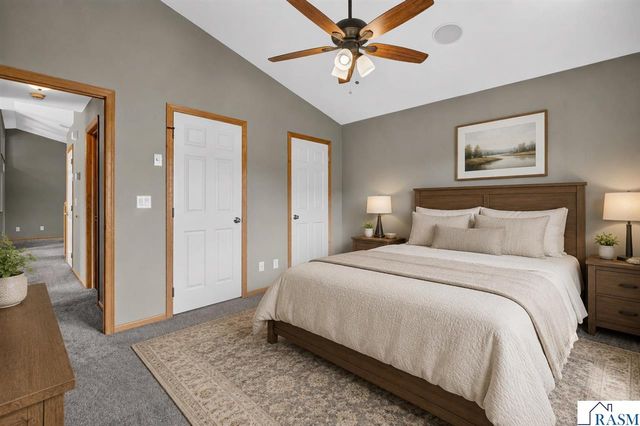 206 Hunters Court, Eagle Lake, MN 56024