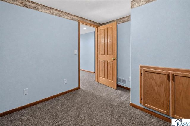 206 Hunters Court, Eagle Lake, MN 56024
