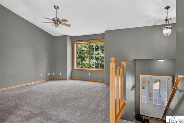 206 Hunters Court, Eagle Lake, MN 56024