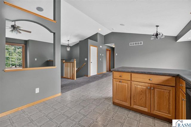 206 Hunters Court, Eagle Lake, MN 56024
