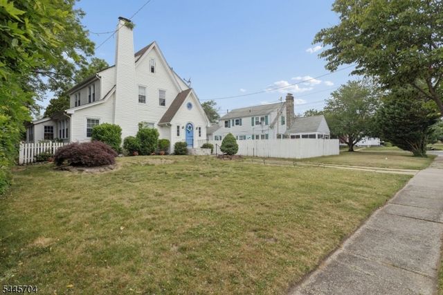 42 S State St, Vineland City, NJ 08360
