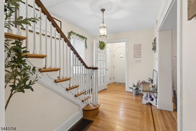 42 S State St, Vineland City, NJ 08360