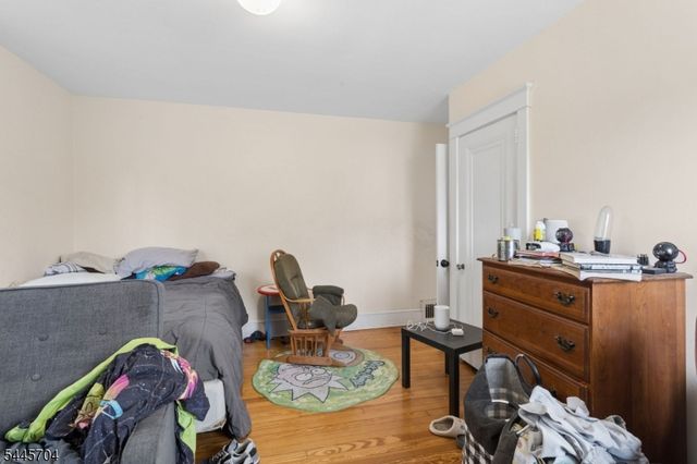 42 S State St, Vineland City, NJ 08360
