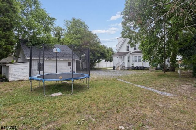 42 S State St, Vineland City, NJ 08360