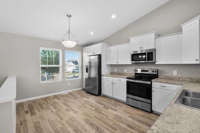 1324 Ellery Grove Court 15, Vicksburg, MI 49097