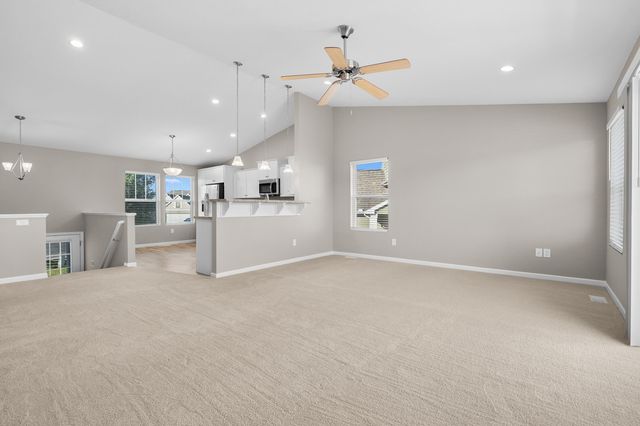 1324 Ellery Grove Court 15, Vicksburg, MI 49097