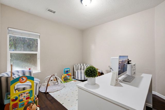 8705 Sawgrass Place NW, Albuquerque, NM 87121